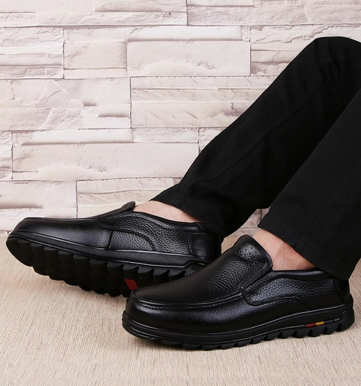 Men's Casual Loafers Classic Leather Business Shoes Comfortable Walking Shoes Outdoor Driving Shoes